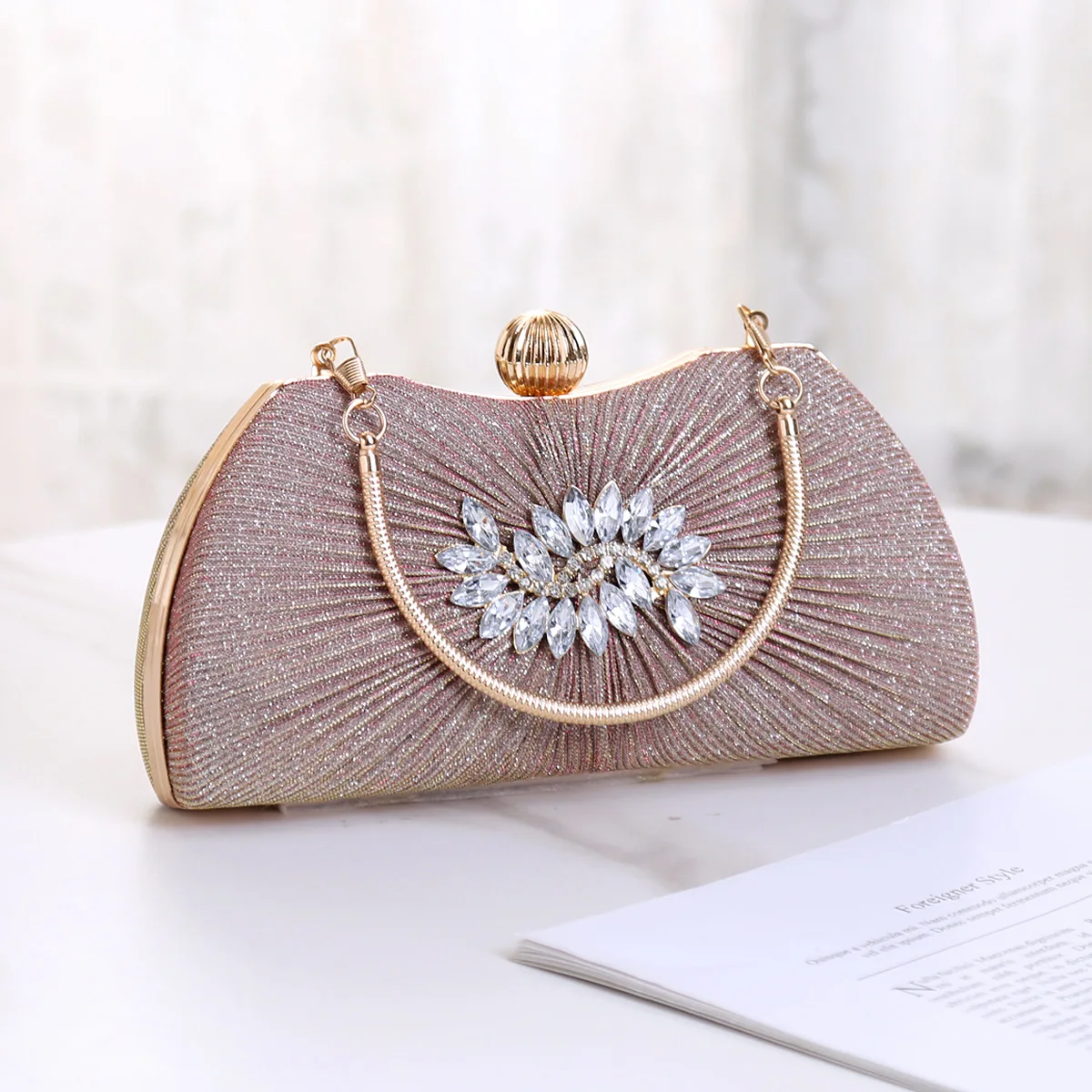 2023 New Diamond Flowers Evening Bags Metal Handel Clutch Wallets Fold Wedding Dinner Purse 4 Colors Drop Shipping