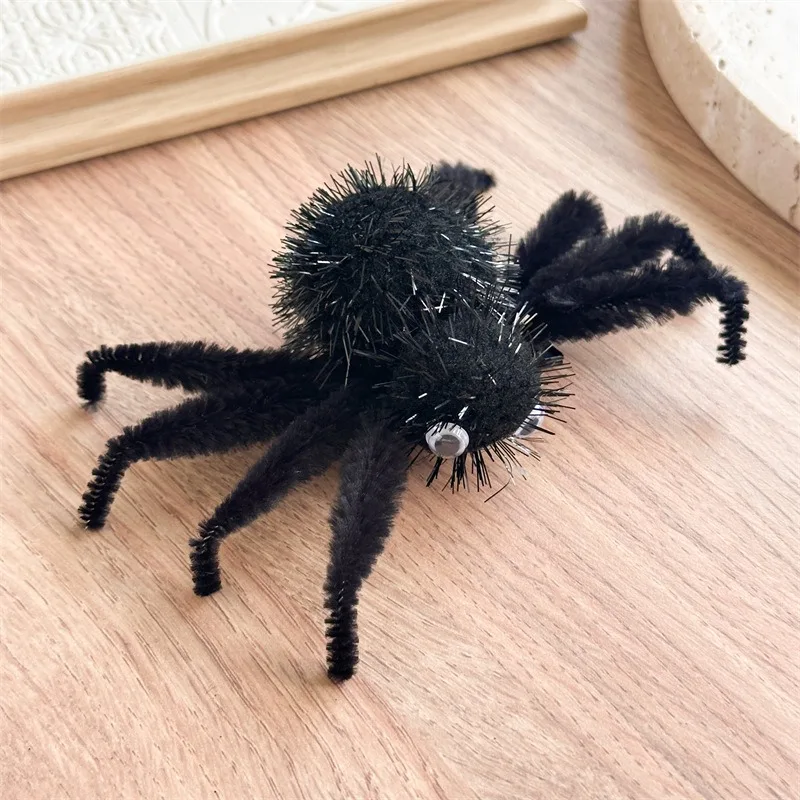 1 Stück gruselige, süße, flauschige Spinnen-Haarspangen, flauschige Halloween-Accessoires, perfekte Kostümpartys, gruselige, schicke Frisuren, festlicher Spaß – Detail 6