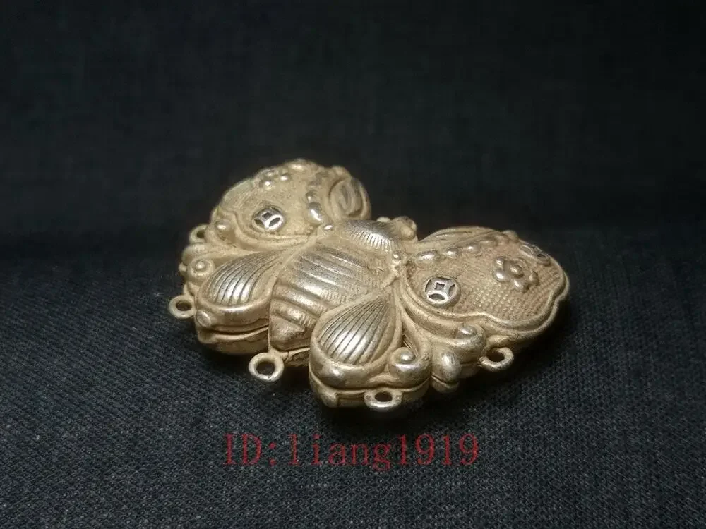 Chinese Tibet Silver Carving Butterfly Necklace Pendant Old Collection Gift