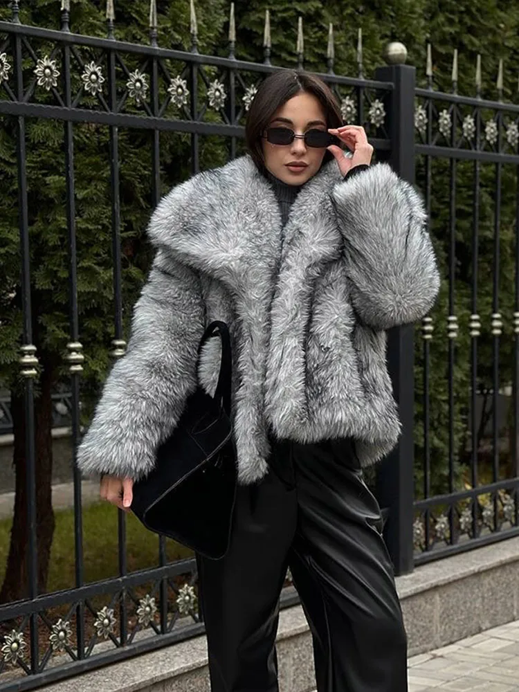 Chic Women Big Lapel Fluffy Faux Fur Jacket Elegant Long Sleeves Short Thicken Coats Autumn Winter Lady Warm Commuting Outwears