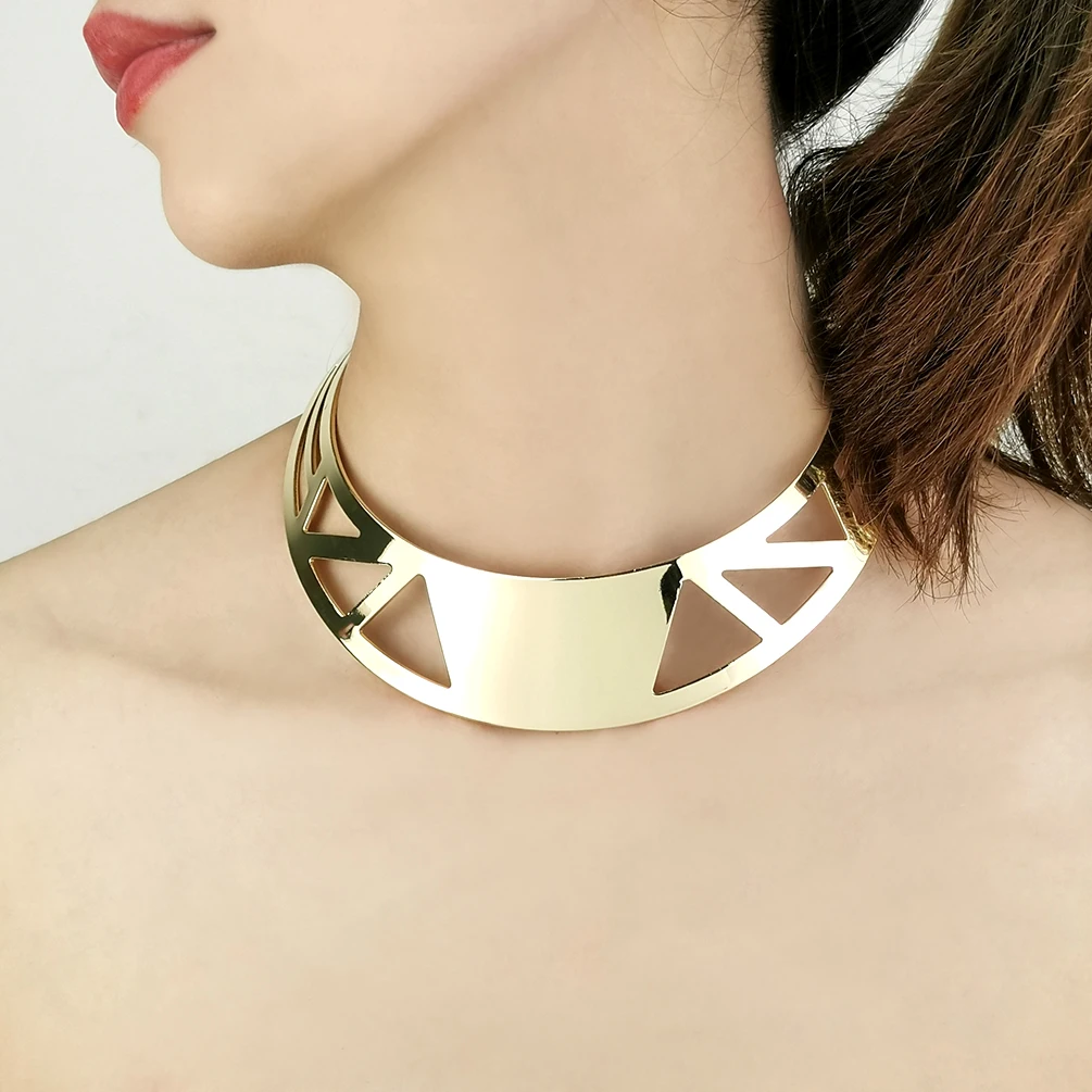 Geometric Hollow Collar Choker Necklaces For Women Statement Bib Neck Rigid Chocker Fashion Jewelry Wide Big Accessories