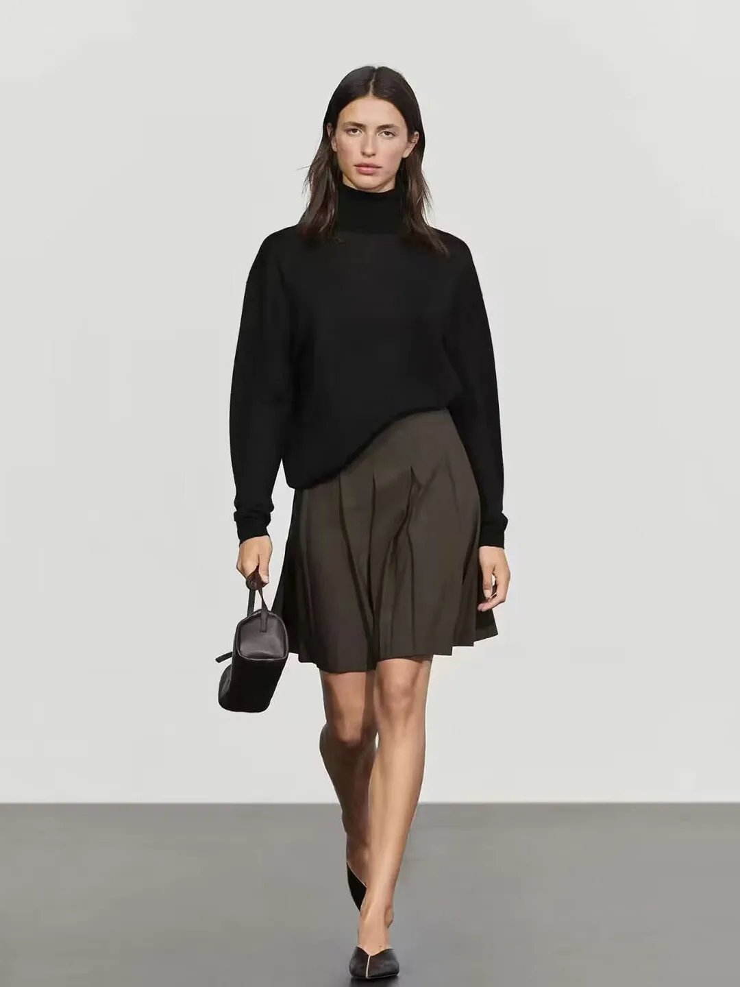 Elegant Brown A-Line Midi Skirt Autumn New Arrival Women's Fashion Polyester Blend Pleated Skirt Stylish Versatile Midi Length