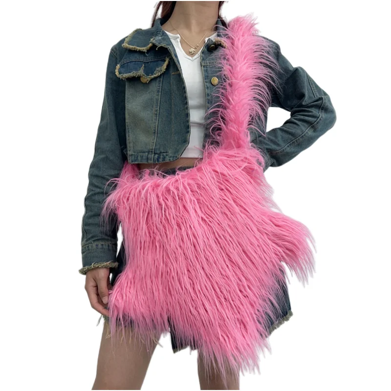 Mulheres Bolsa Star Shape Fluffy 2022 Outono Inverno Street Style Bolsa de Ombro Pures e Bolsa Crossbody Furry Fur Girls Bag