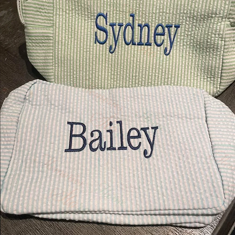 Makeup Bag Seersucker Bag Personalized Name Small Size Travel Toiletry Bag Custom Monogrammed Women\'s Birthday Gift Cosmetic Bag