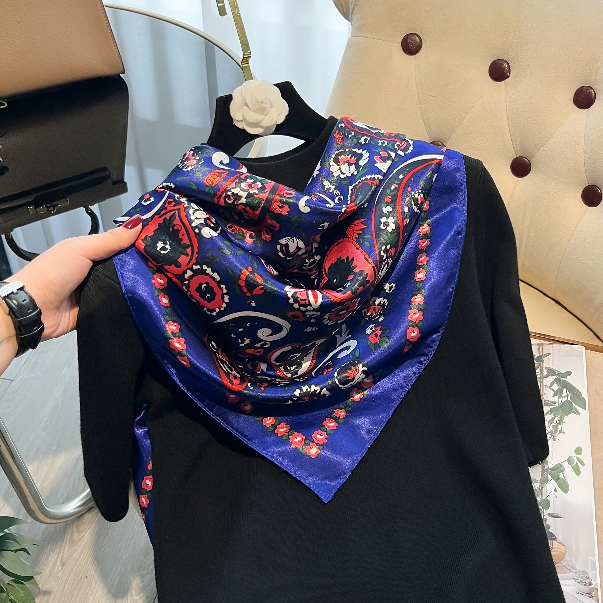 New Luxury Brand 90*90cm Paisley Square Scarf Women Hijab Bandana Headband Ladies Shawls Bag Wrap Muffler Neckerchief Foulard