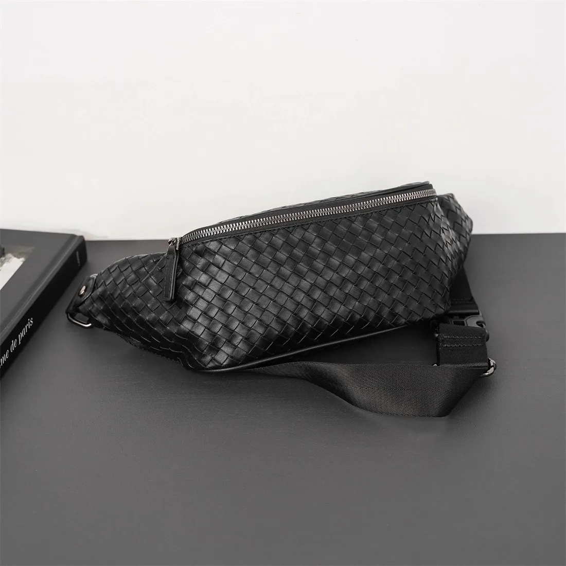 Leather Men Waist Fanny Pack Retro Belt Bag Woven Man Shoulder Bags Sport Male Chest Bags
