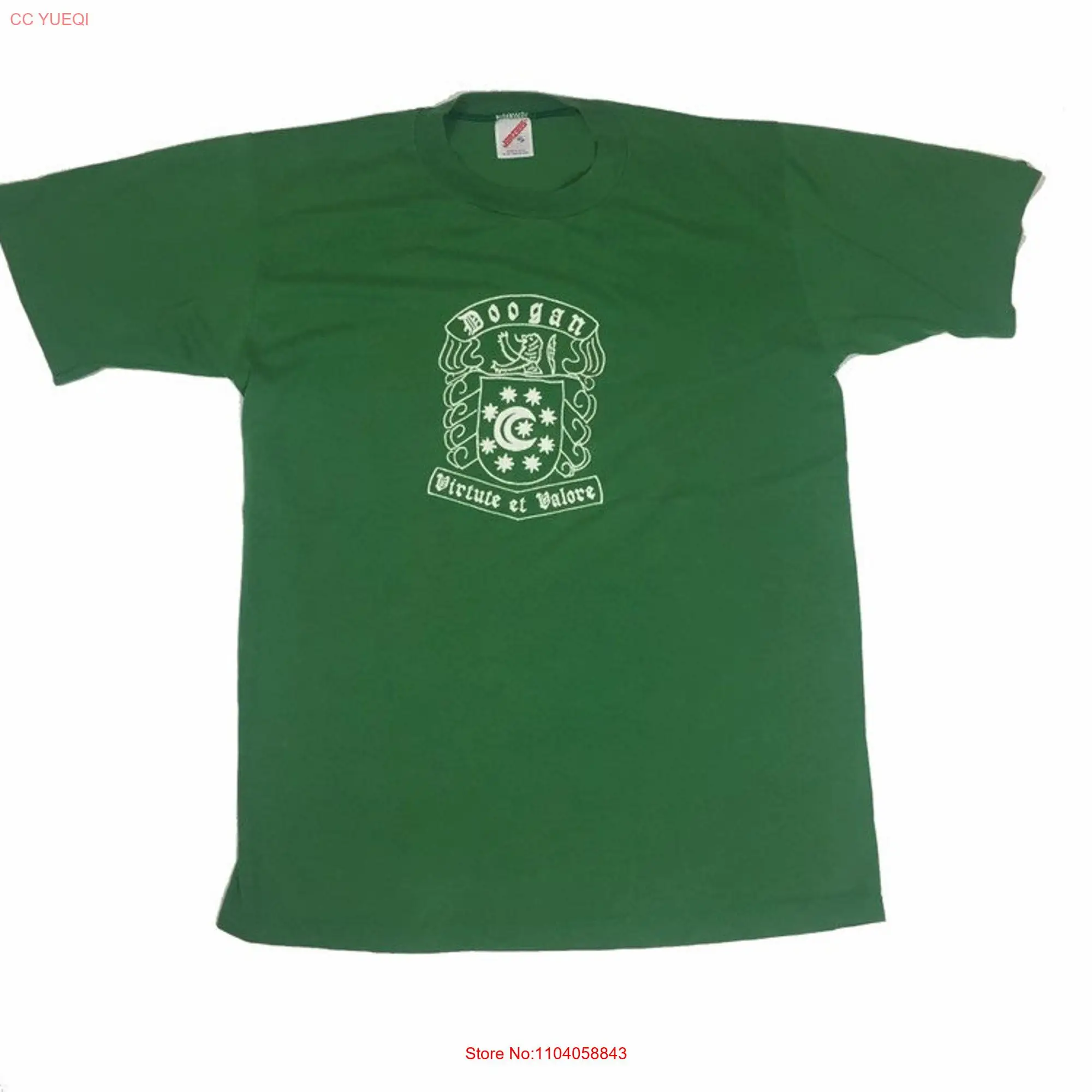 Vintage green Dugan family crest virtue et valore USA souvenir T Shirt size XL long or short sleeves