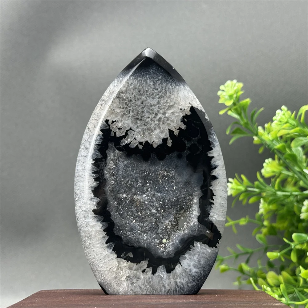 

Natural Black Onyx Free Form Geode Torch Reiki Healing Chakra Spiritual Meditation Home Decor Witchcraft Altar