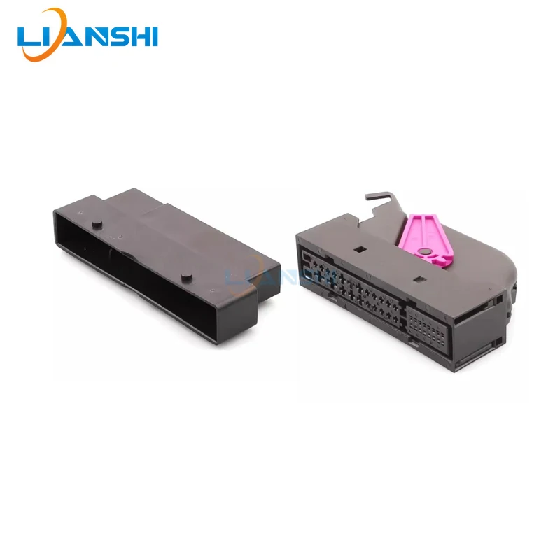 

1534180-1/1534531-1 is suitable for Mercedes-Benz 38P plug wire harness connectors and plugs