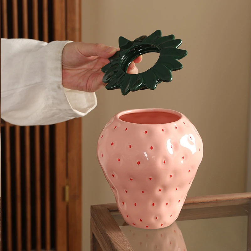 Cartoon Strawberry Vase Strawberry-shaped Ceramic Vase Floral Accessories Fruit Pots Flowerpots Home Decoration Accessories New