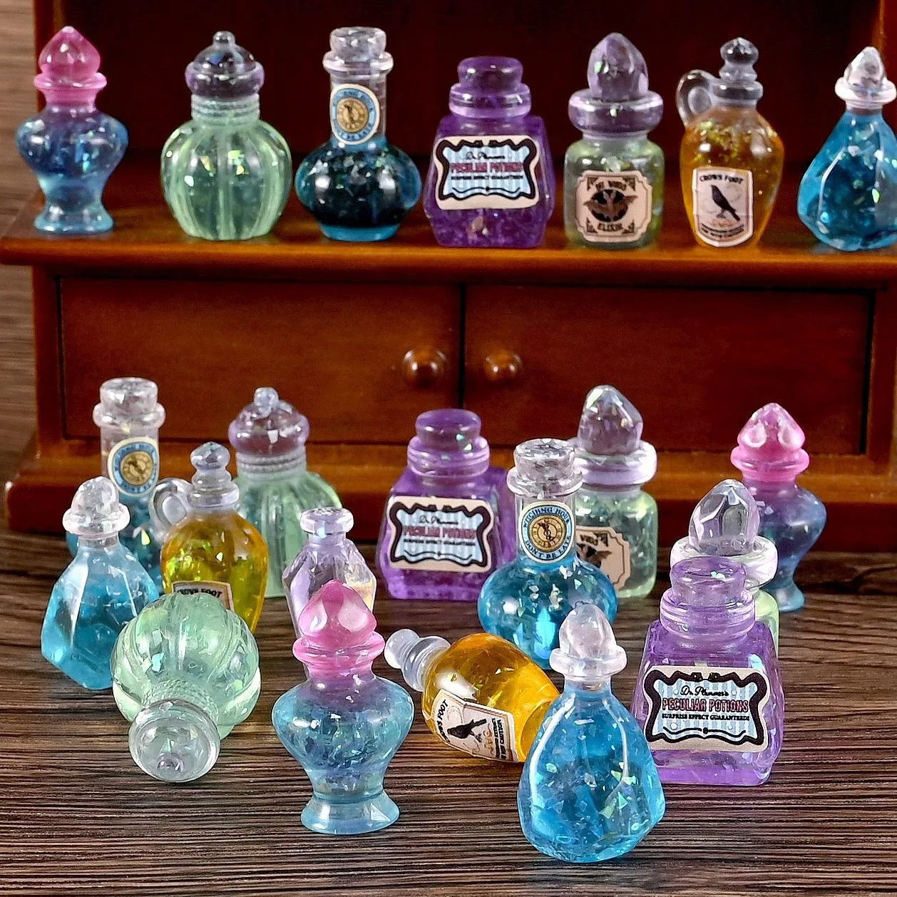 10pcs Dollhouse 1:12 Miniature Resin Cute Granules Retro Magic Potion Bottle Small Ornament