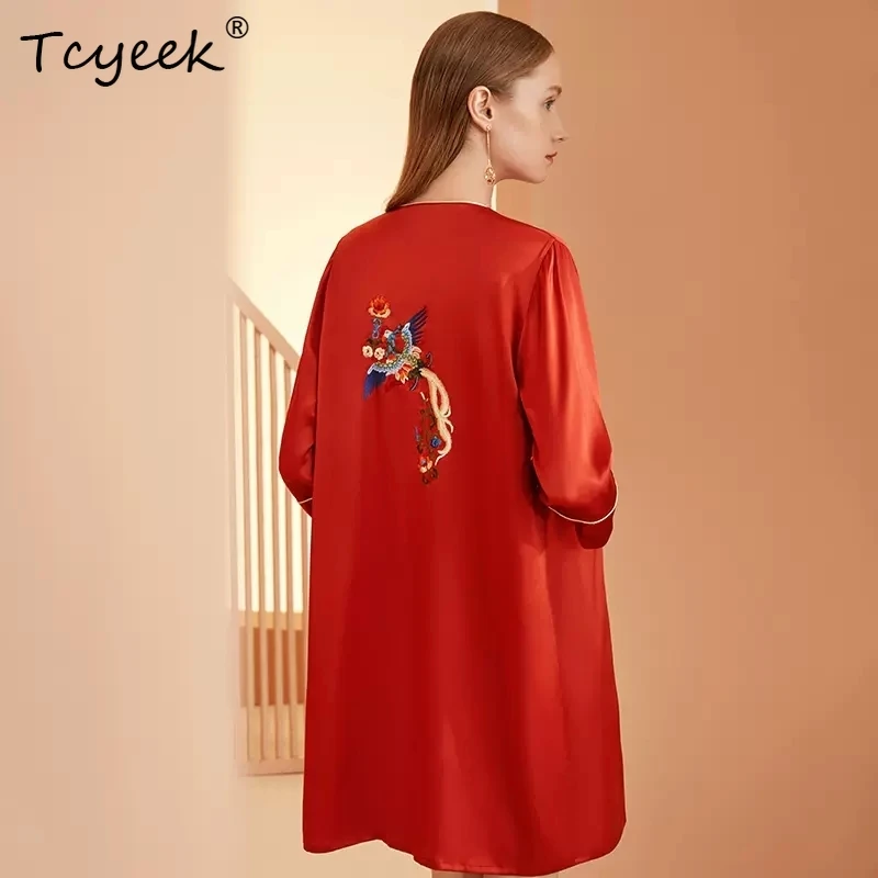 

Tcyeek 100%Mulberry Silk Pajama Set for Women, Embroidery Silky Wedding Night-robe, Breathable Sleepwear, 2024 Spring S41931QM