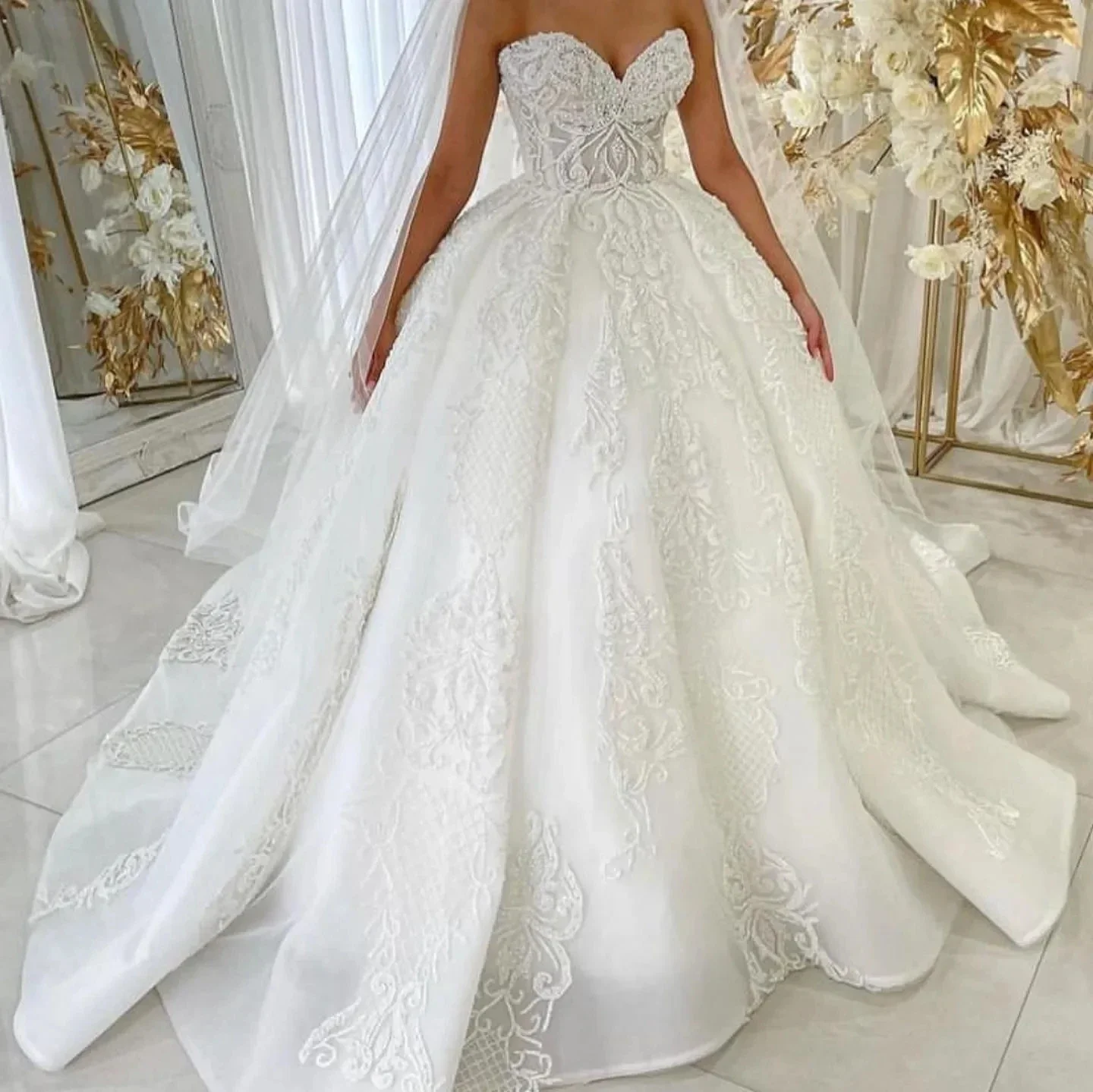 Flavinke personnalisé luxe Train robes De mariée Sexy chérie perlée dentelle décalcomanie robes De mariée élégantes robes De Novia