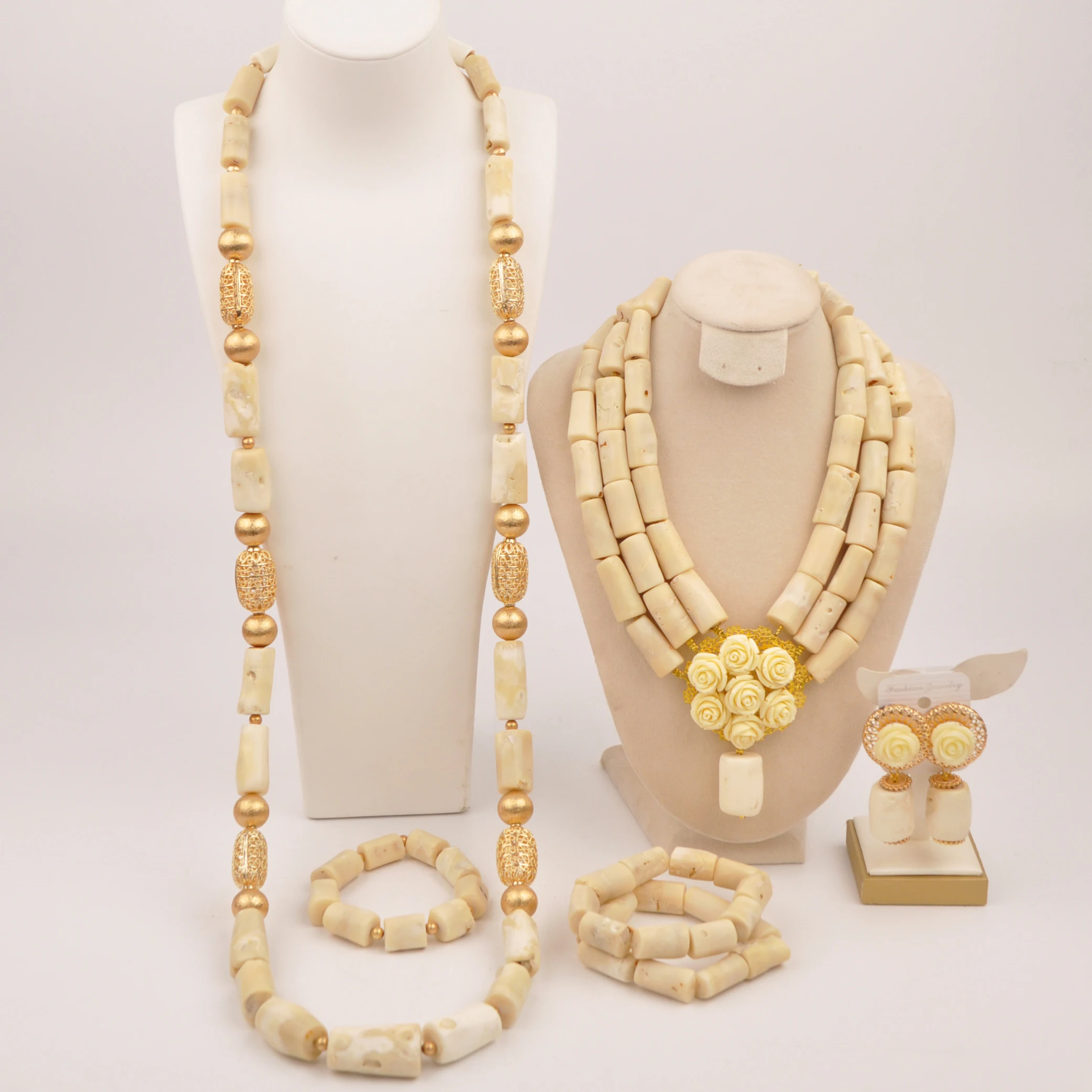 

Fashion Original White Coral Bead Jewelry Set for Couple