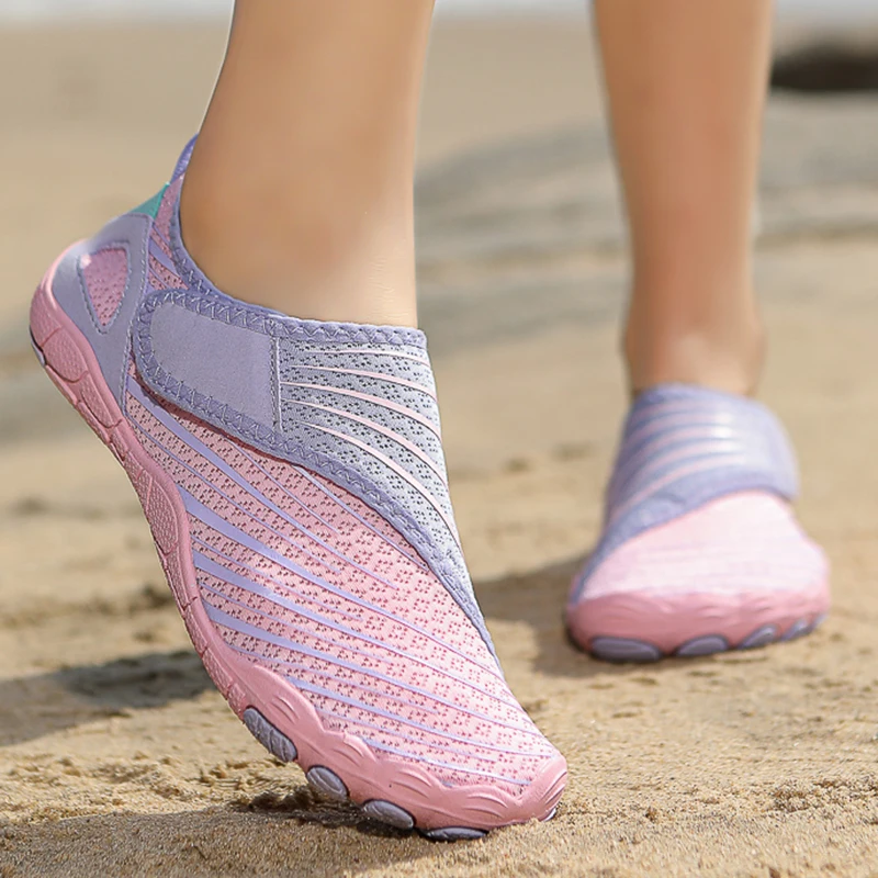 Zapatos de agua descalzos para hombres y mujeres, sandalias deportivas de secado rápido, zapatos ligeros de entrenamiento integral, zapatos de playa, 36-47