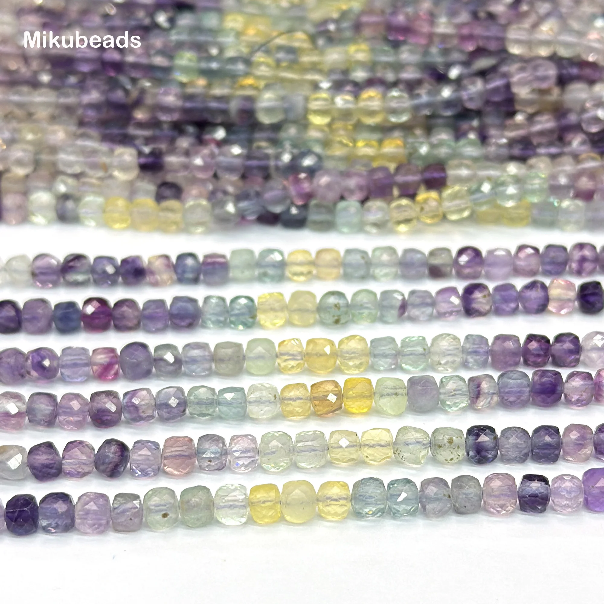 Perline sciolte quadrate sfaccettate in fluorite naturale all'ingrosso da 4,5 mm per la creazione di gioielli, bracciali fai da te, collane Mikubeads