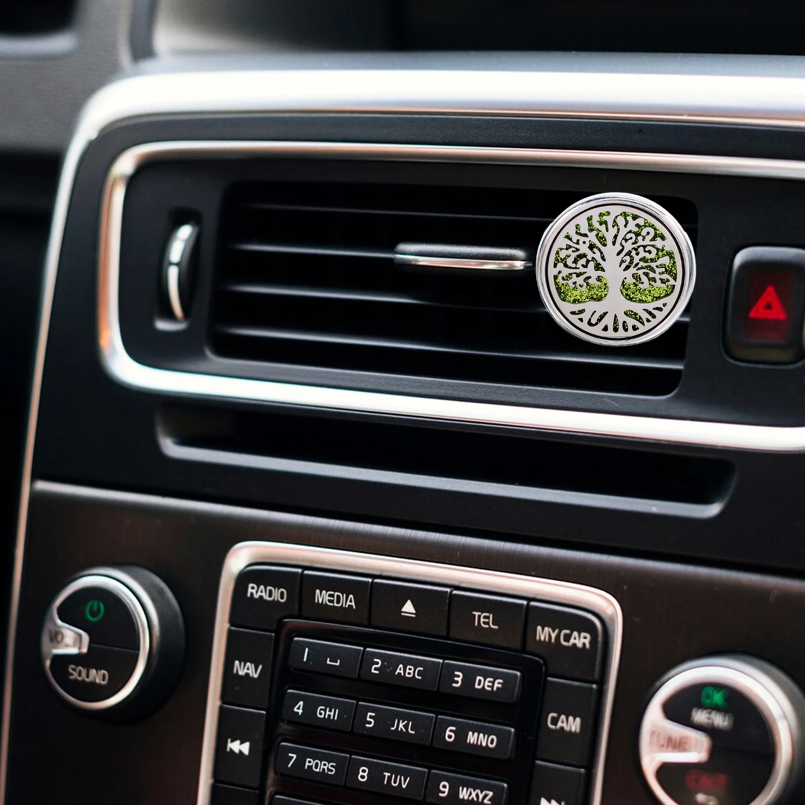 

1Pcs Car Perfume Clip with Aromatous Cotton Slice Stainless Steel Stylish Wearproof Car Air Freshener Diffuser Vent Clip