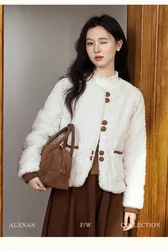 ALXNAN Faux Fur Jackets for Women Gentle O-neck Patchwork Cuff Thickness Warm Outerwear 2024 Winter Single Breasted Coat L51735