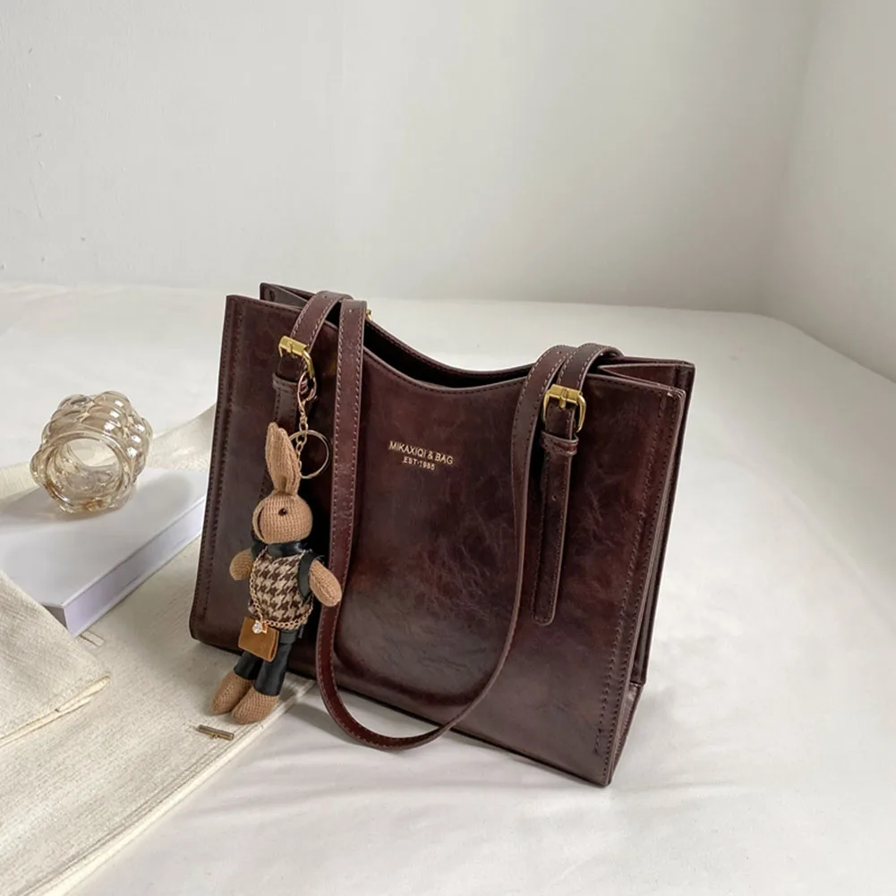 

Women Casual Tote Bag with Pendant Slouchy Tote Purse Large Capacity Fashion Shoulder Bag Ladies Travel Handbag