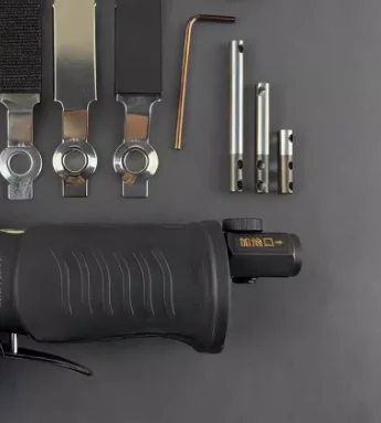 

Контроллер для плазменной резки с ЧПУ SF-2300S+SF с беспроводным пультом дистанционного управления RF06A