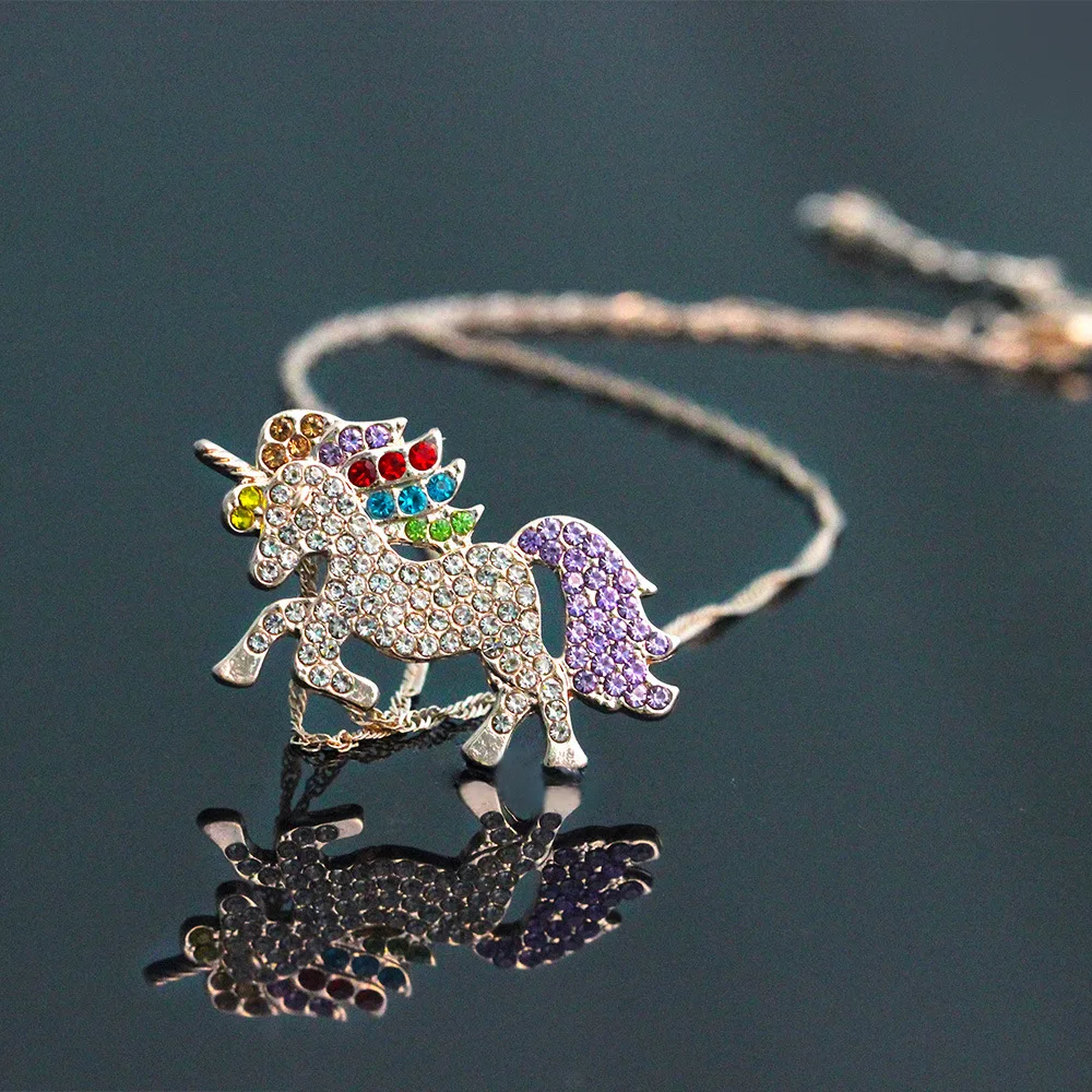 Fashion cute unicorn necklace Valentine\'s Day Colorful pony pendant Student Christmas gift lady sweater chain pendant