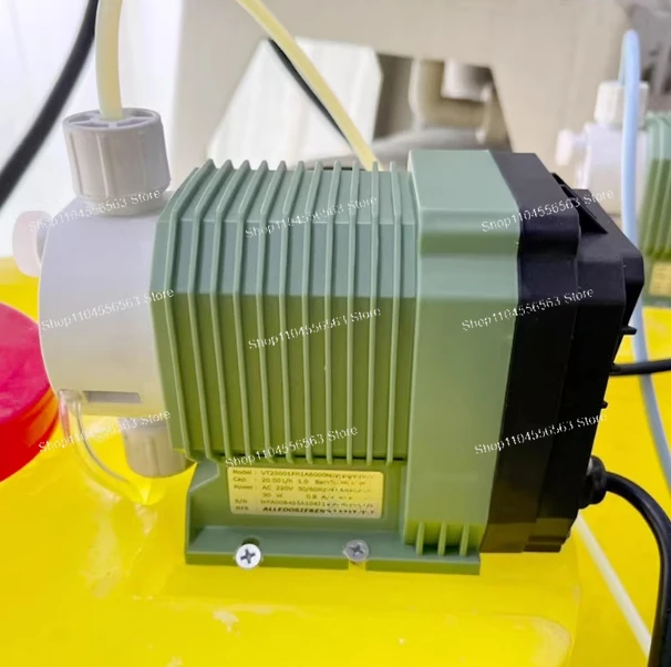 0.48 - 10.02 Liters Per Hour Chemical Resistant Electromagnetic Diaphragm Dosing Pump for Car Wash Medical Lab Water Treatment