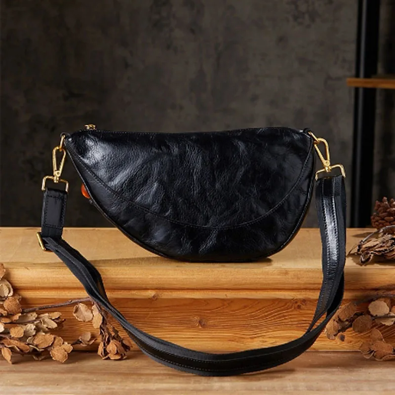 

AETOO Handcrafted original genuine leather men's crossbody bag, large-capacity personalized casual dumpling bag, underarm bag, t