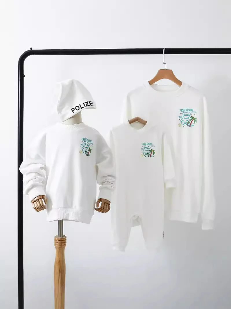 Family Matching Clothes  Spring Sweater Father Mother Daughter Son Long-sleeved Shirt Baby Boy Girl Clothes