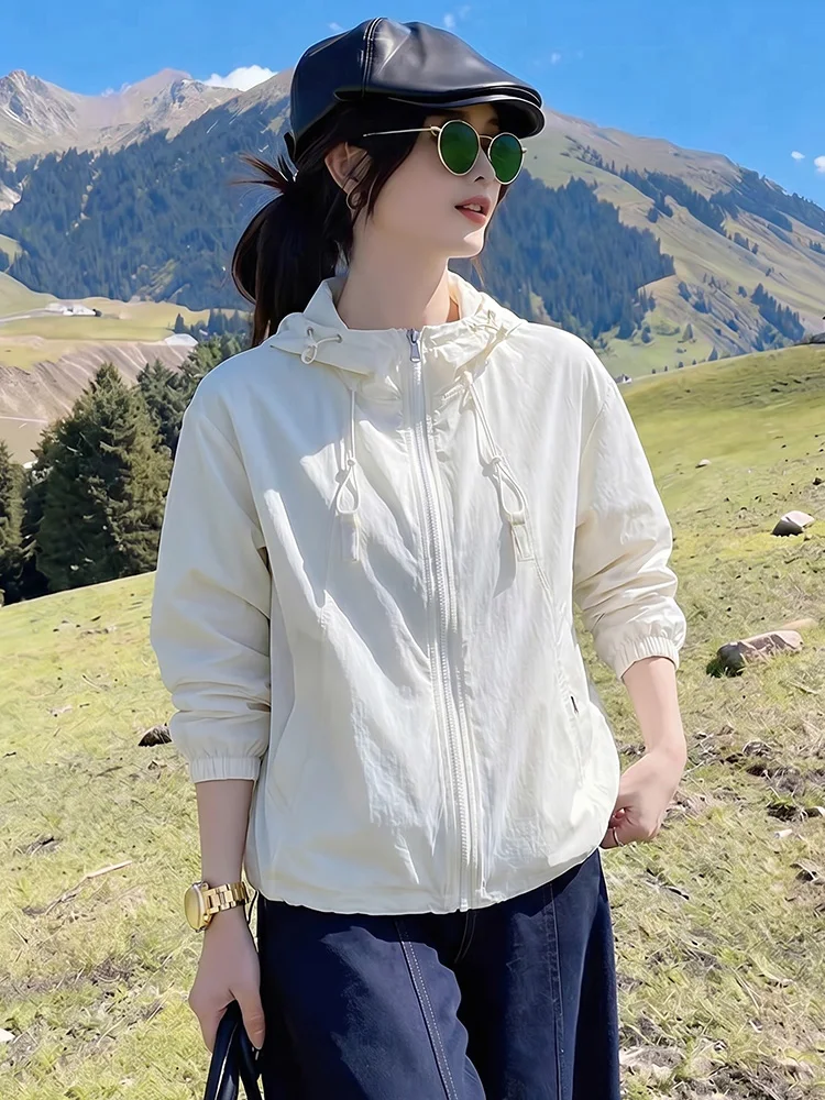 

Women's Summer Lightweight Loose Breathable Sun Protection Outerwear Long Sleeve Zipper Casual Style Air Conditioner Cardigan