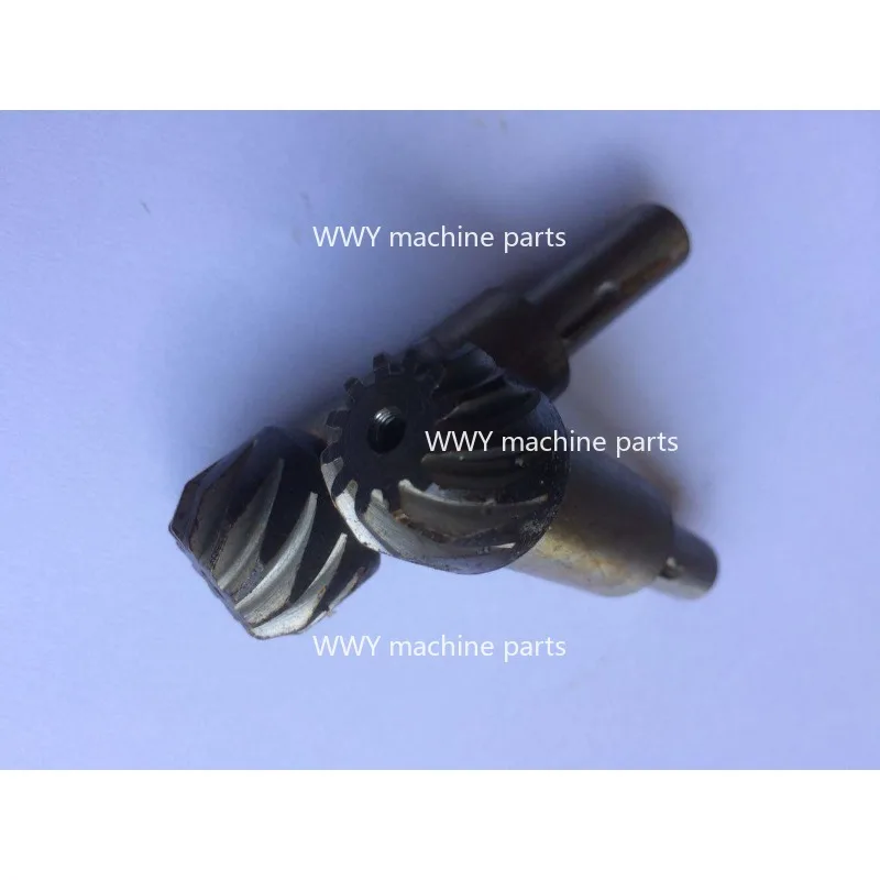Suitable for Swing Arm Vertical Turret Milling Machine Milling Head Accessories B3+4+9 Feed Worm Shaft Umbrella Gear Shaft