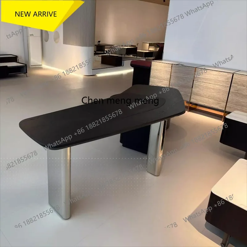 

M138 Итальянский минималистичный письменный стол из цельного дерева, роскошный элитный офисный стол, нестандартный дизайнерский изогнутый письменный компьютерный стол