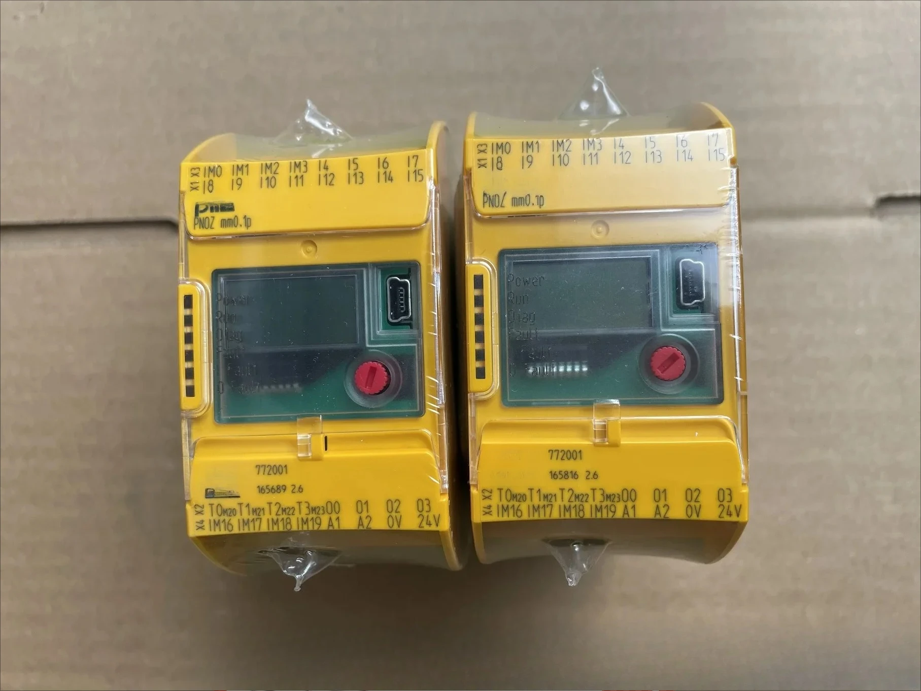 

Новое реле безопасности Pierce Pilz PNOZ MM0.1p