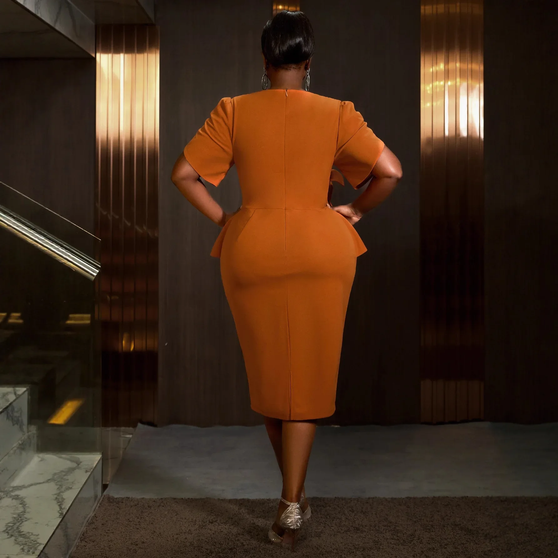 فستان أنيق للنساء لحفلات الزفاف الأفريقية قصيرة الأكمام حجم كبير Dashiki الملابس الأفريقية الخريف مساء Bodycon فساتين متوسطة الطول