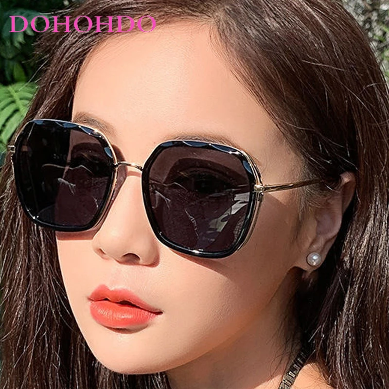 

Fashion Oversized Metal Square Frame Women's Sunglasses Trendy Brand Design Men Sunglass Outdoors Traveling Drive Eyewear UV400