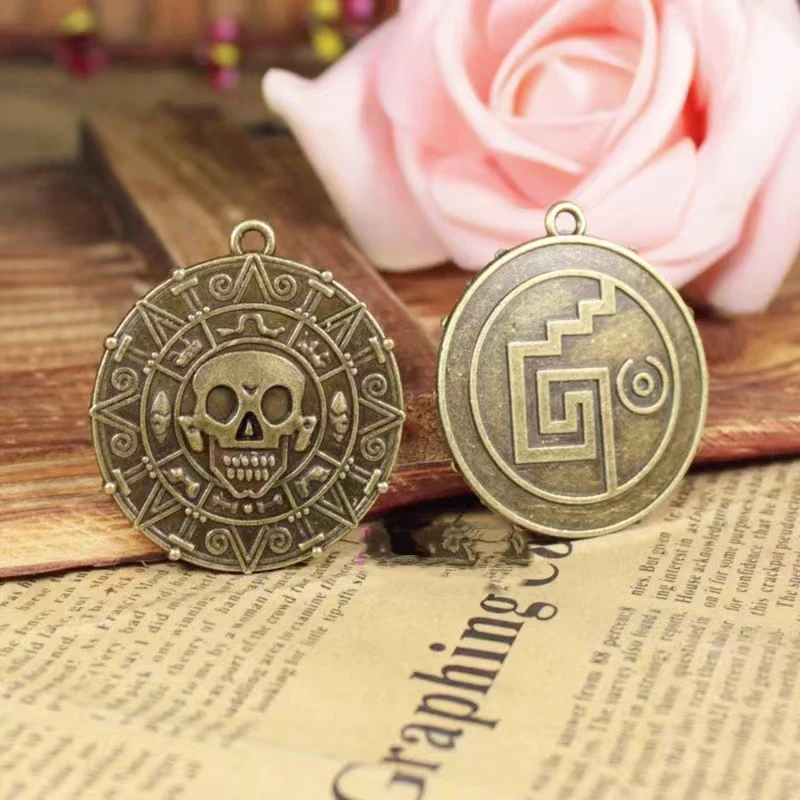 2 Pcs/Lot 43*39mm Pirate Coin Pendant Antique Silver/Bronze Plated Steampunk Necklace Charms Gothic Viking Jewelry Gift for Men