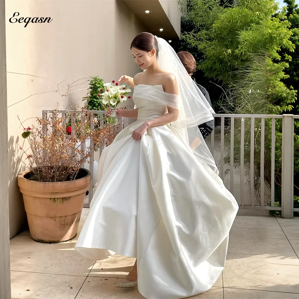 

Simple Strapless Korean Wedding Dresses Princess Satin Women Court Train Bridal Gown Corset Back Robe mariage Customized