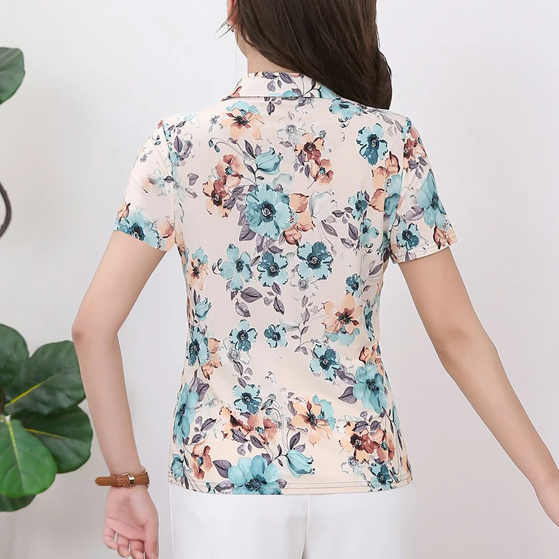 Camicette floreali impiombate stampate con risvolto elegante Abbigliamento donna 2025 Estate Nuovo allentato Manica corta Chic Top Camicie da donna da ufficio