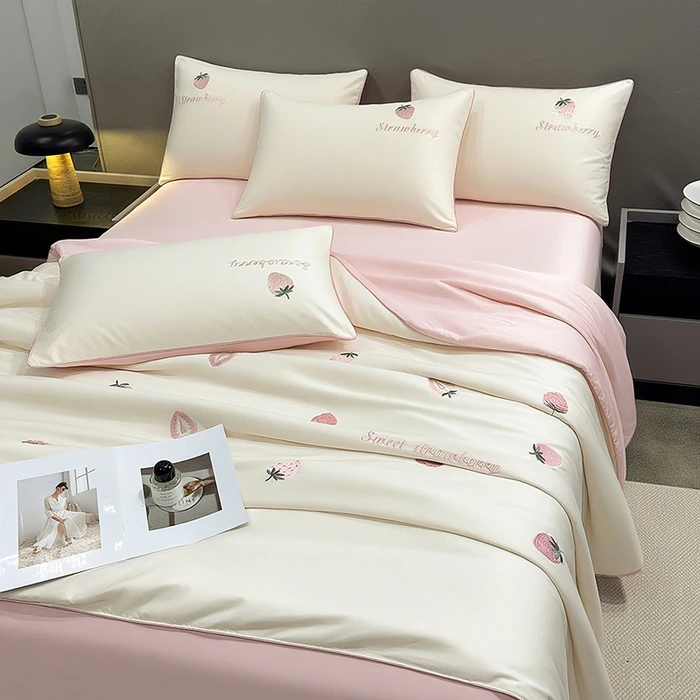 Cooling Washed Silk Duvet Insert Breathable Summer Blanket Hypoallergenic Anti Bacterial Silky Soft Lightweight Bedding Set