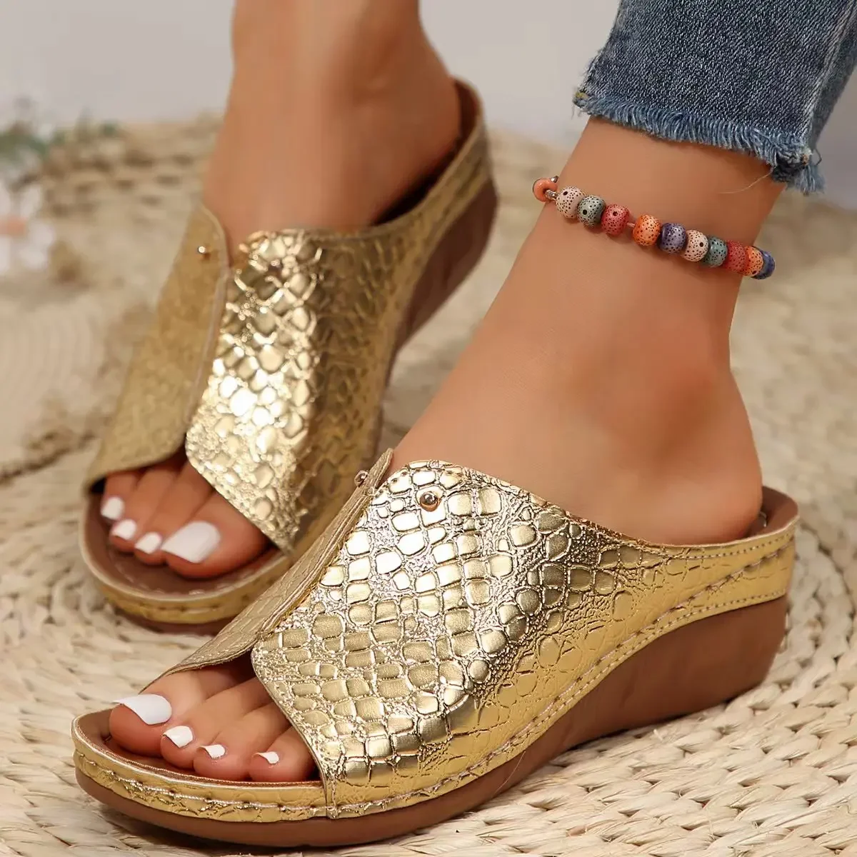 Women Gold Wedge Slippers New Summer Woman Crocodile Print Platform Sandals Female PU Leather Non Slip Beach Slides Plus Size 43