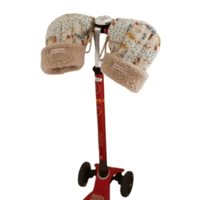 Windproof Infant Stroller Hand Muffs Outdoor Sports Mittens Cartoon Handmuffs