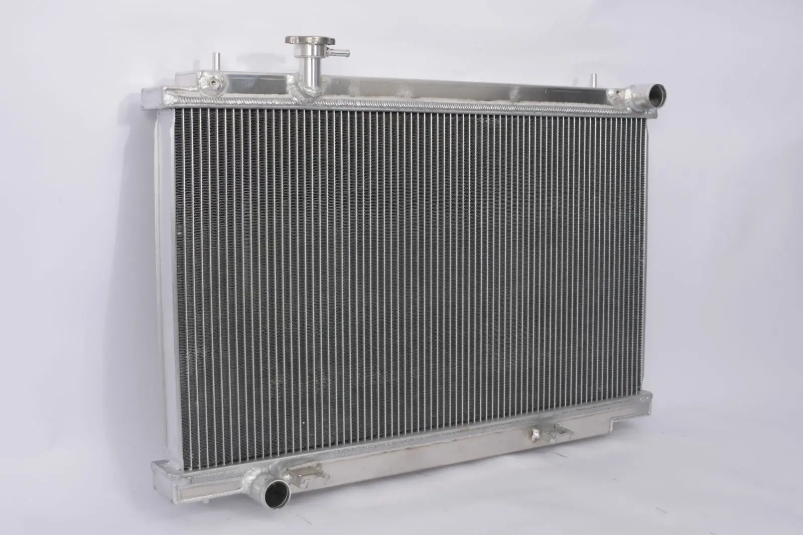 2003 2004 2005 2006 Aluminum Radiator for Nissan Fairlady 350Z Z33 AT