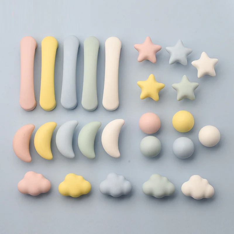 

1PCS Matte Colored Star Cloud Handle Modern Cartoon Children's Wardrobe Door Cute Home Anti-collision Door Handle Hardware