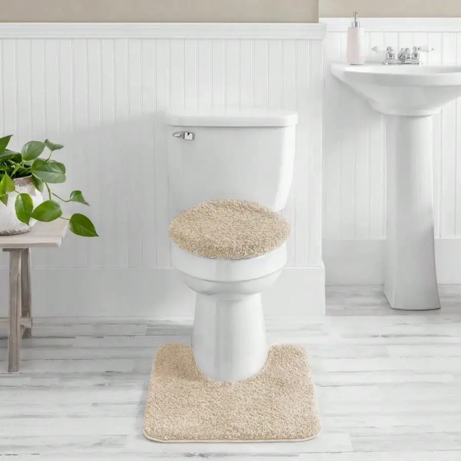 Recycled polyester bathroom rug, brown, 20" x 34", machine washable, super soft plush, non-slip backing