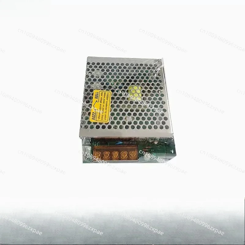 

Специальное чистящее устройство с автоматическим распылением для кромкооблицовочной машины, полный набор, аксессуары для оборудования для очистки клея и пыли