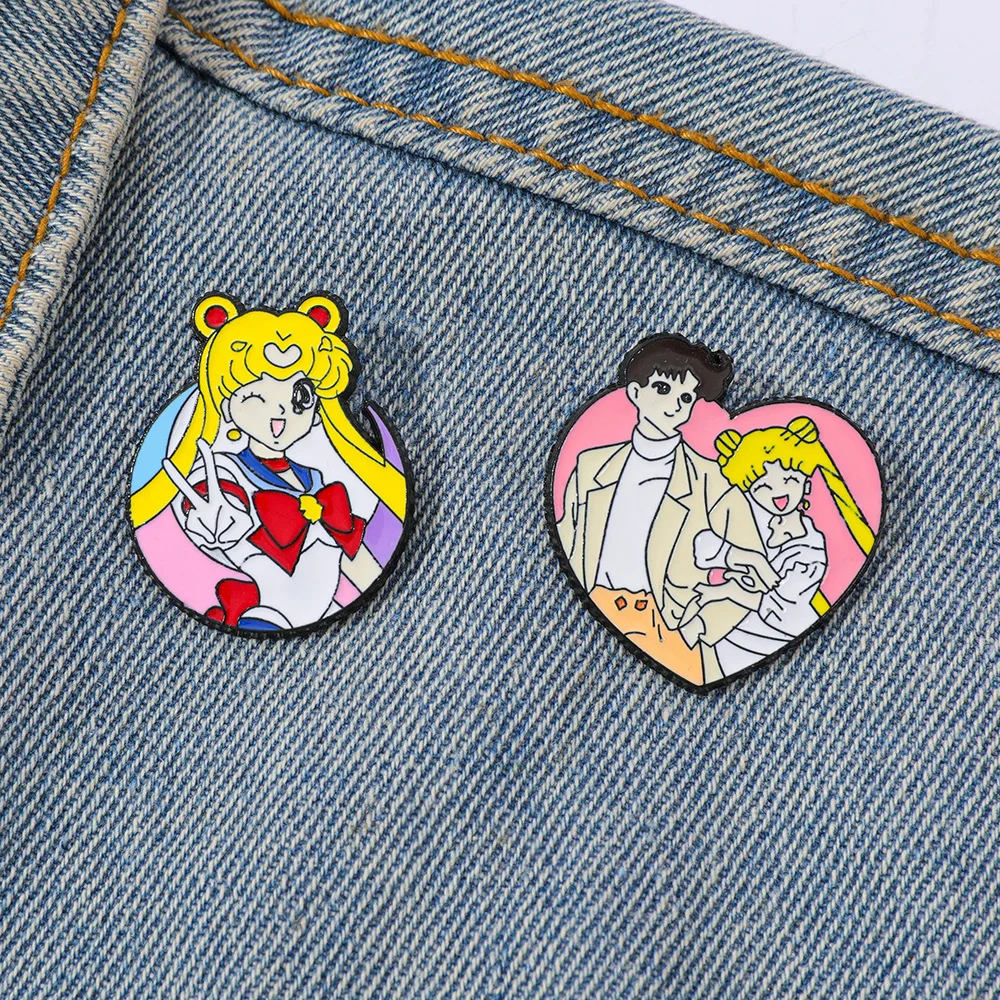 2PCS Tsukino Usagi Pins Sailor Moon Badges Anime Pendant Kawaii Animation Brooches for Backpack Clothing Lapel ACG Cosplay Toys