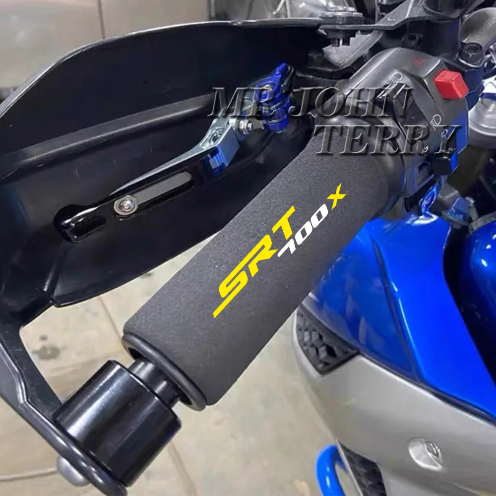 ل QJ موتور SRT 700X 2024 دراجة نارية غطاء مقبض للصدمات دراجة نارية الإسفنج قبضة عدم الانزلاق مقبض مقود دراجة غطاء الإسفنج
