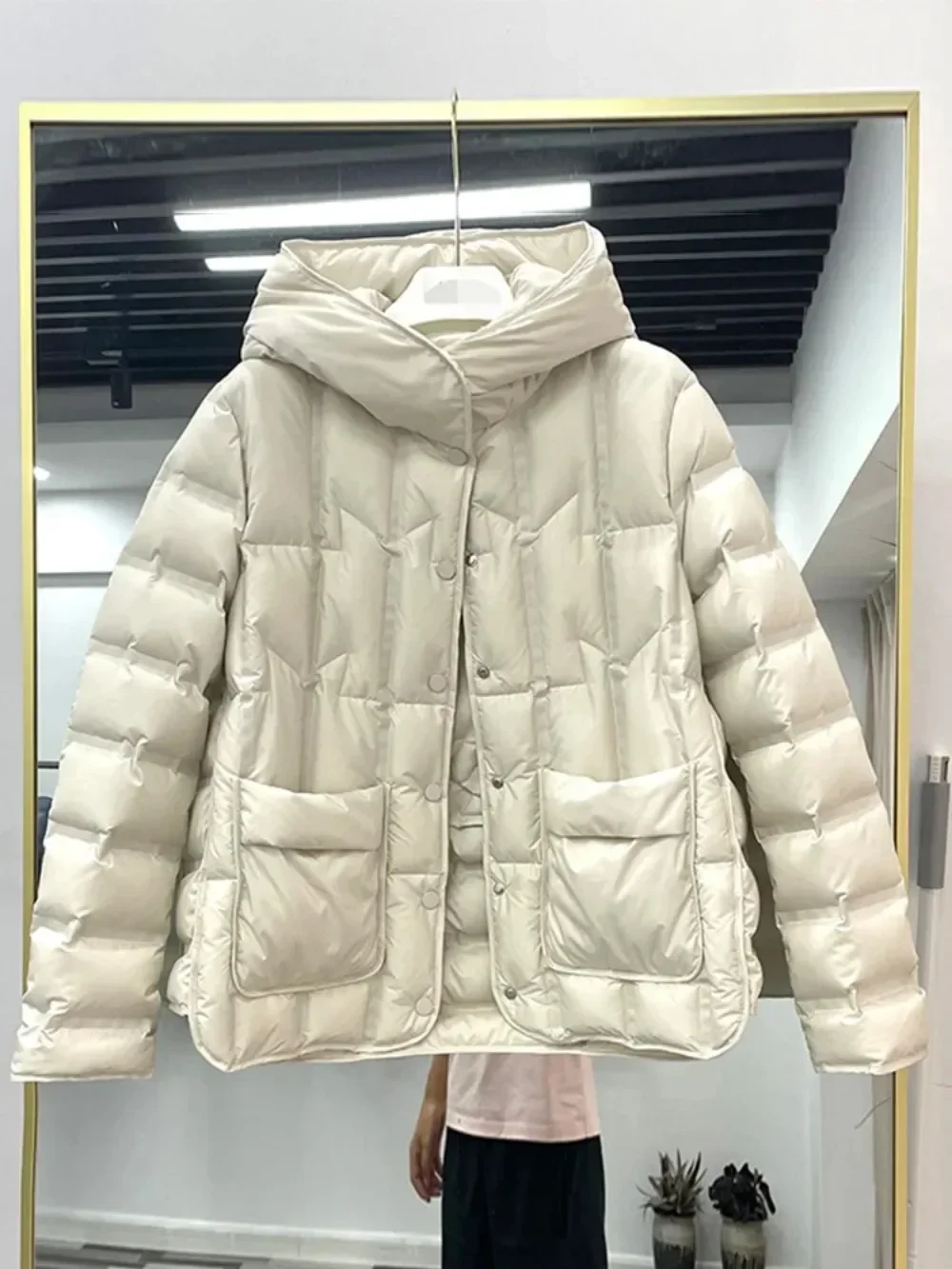 90% White Duck Down Coat Female 2024 Winter New Women Single-Breasted Puffer Jacket Fashion Casual Loose Hooded Parkas