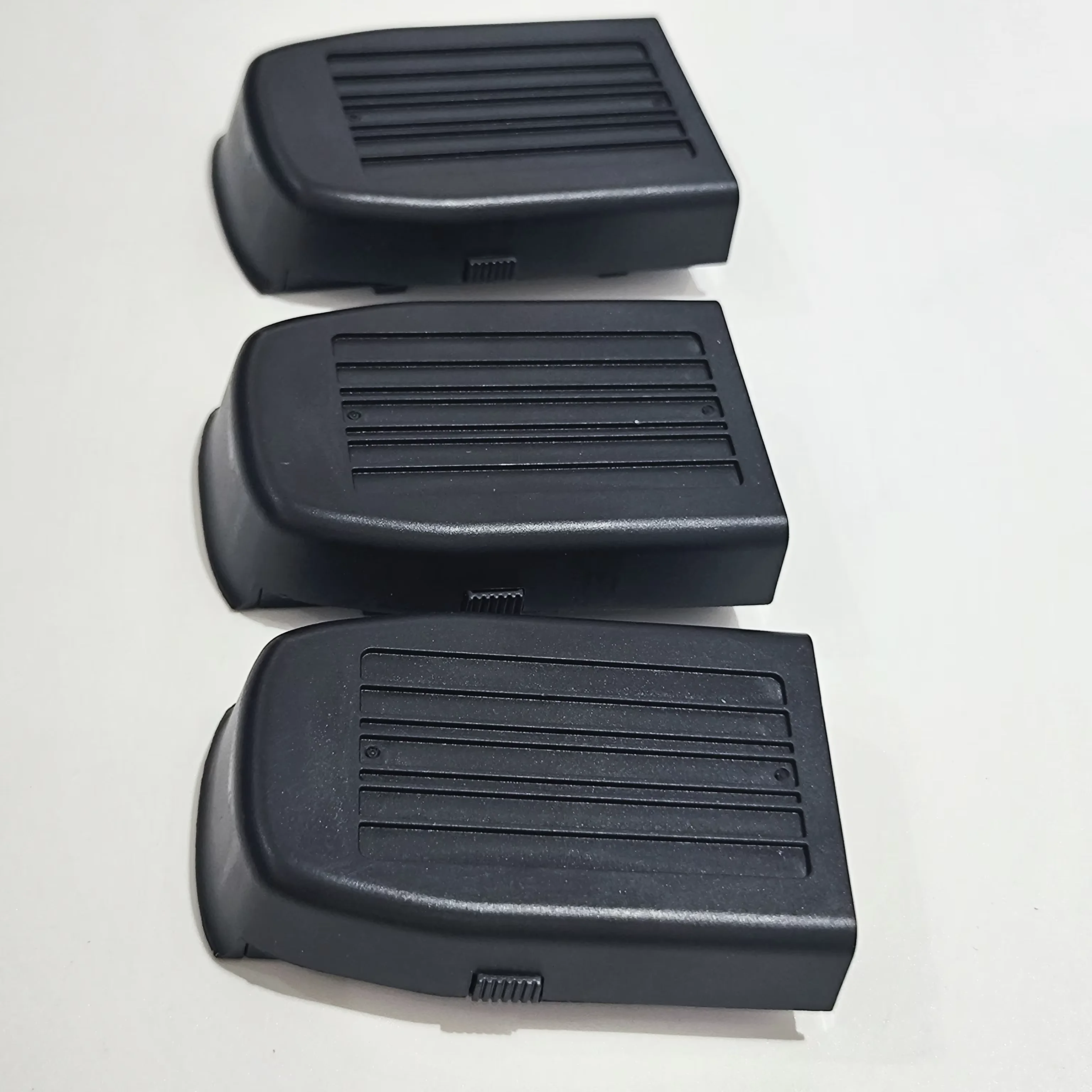 

3,7 В 2000 мАч D13 оригинальная запасная часть для аккумулятора для дрона с большим экраном D13, аксессуар для аккумулятора квадрокоптера 1/2/3 шт.