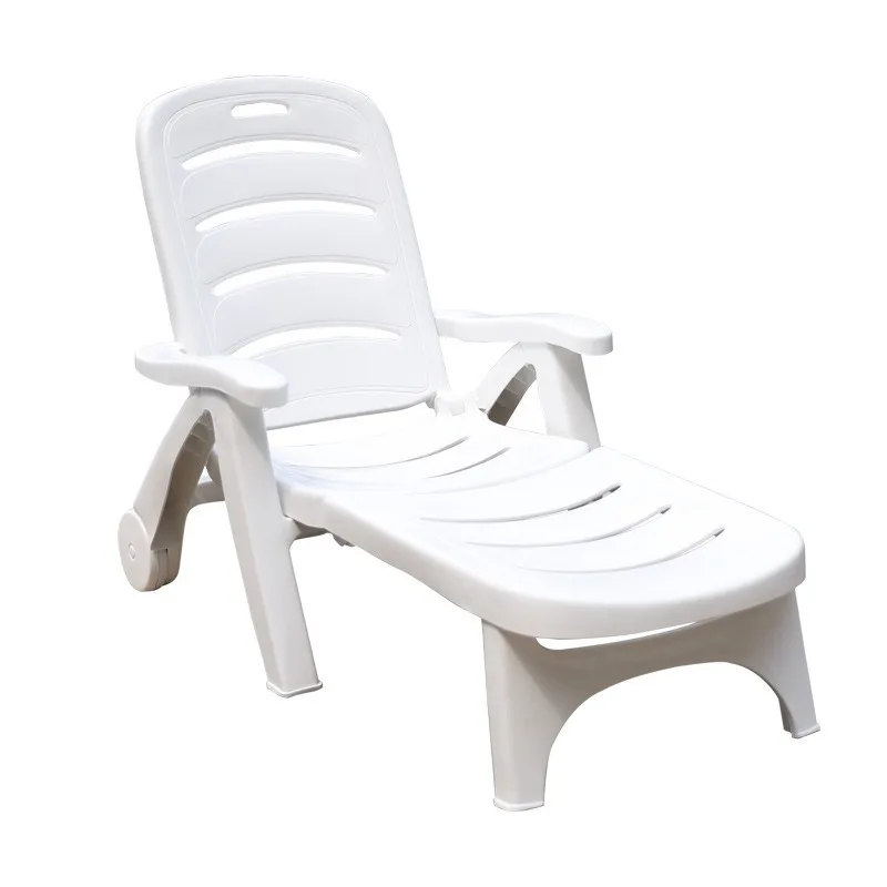 chaise-pliante-en-plastique-cour-hotel-piscine-chaise-de-sieste-en-plastique-chaise-longue-de-loisirs-table-de-plage-exterieure