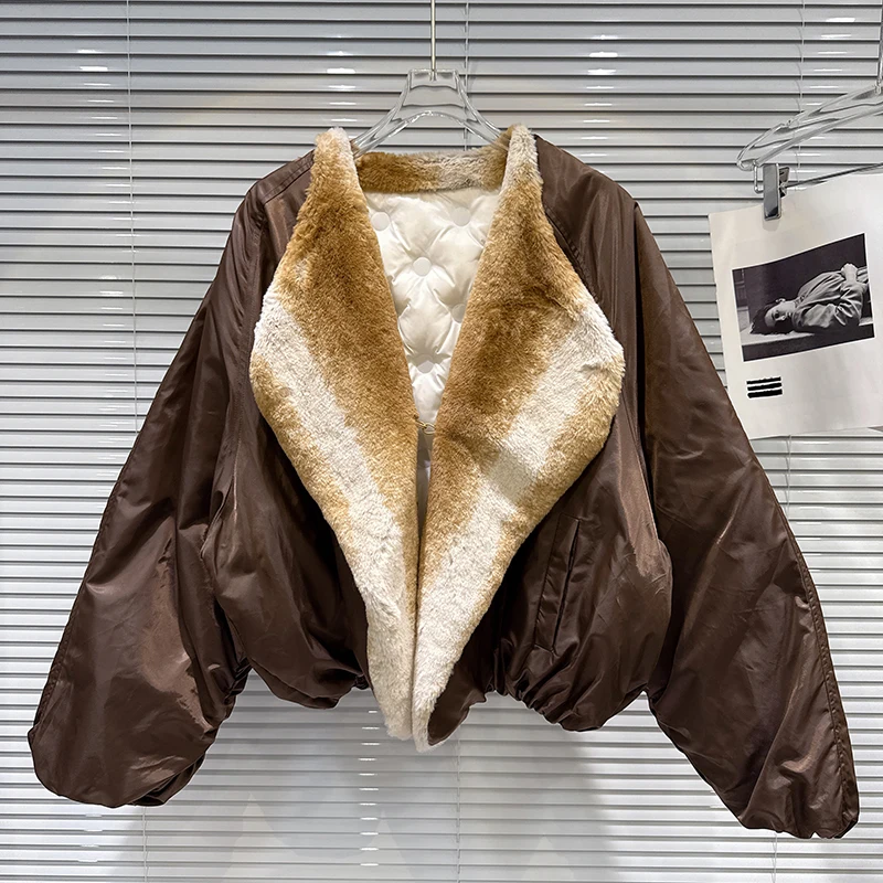 Kurtka puchowa z kołnierzem Mao, gradientem kolorów, ochroną środowiska, w stylu Spicy Girl, nowość na zimę 2025, damska, streetwearowa, z charakterem.